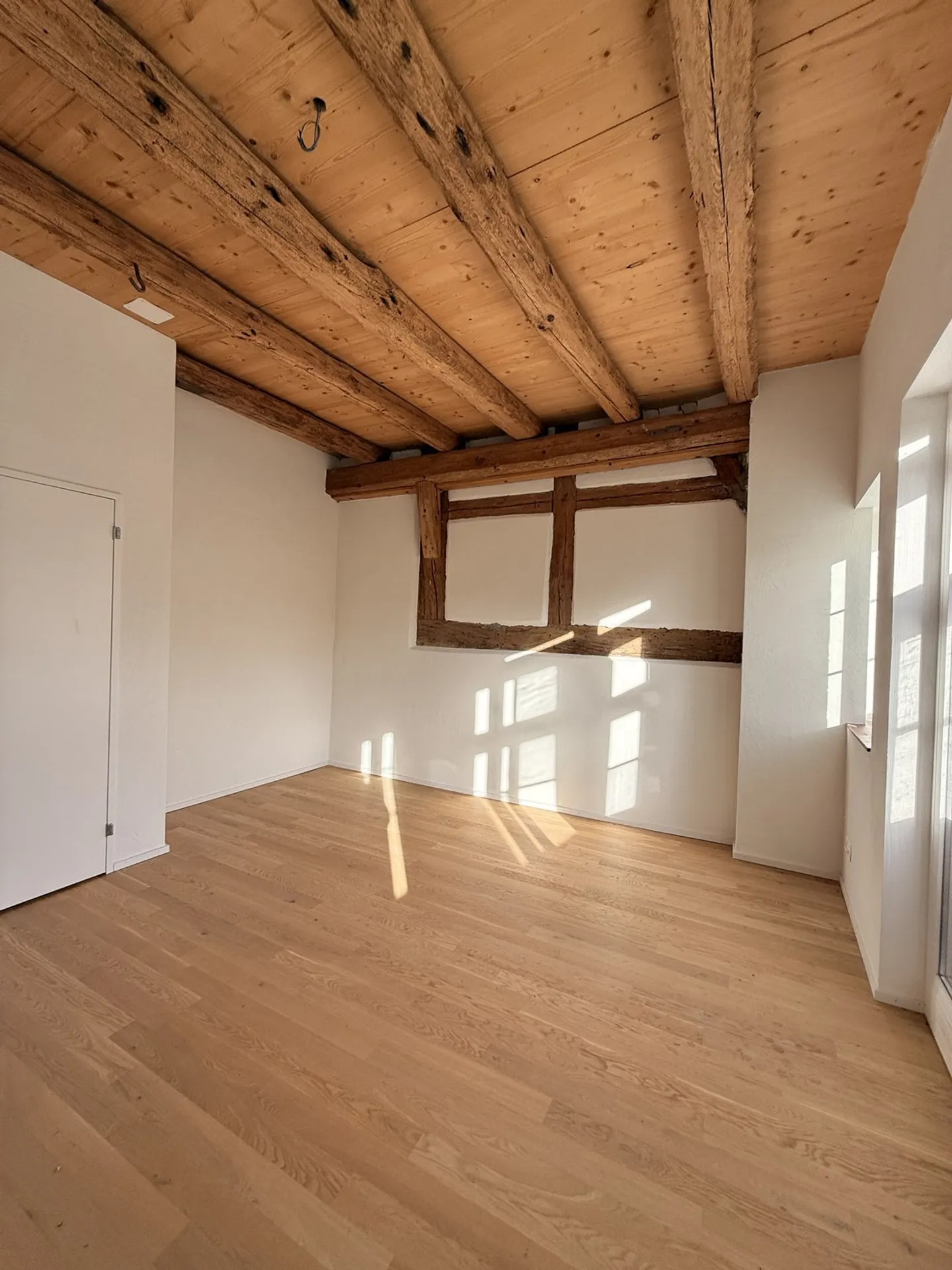 Vivere esclusivo con carattere – Appartamenti completamente ristrutturati in una casa storica a travi - Foto 6 di 8