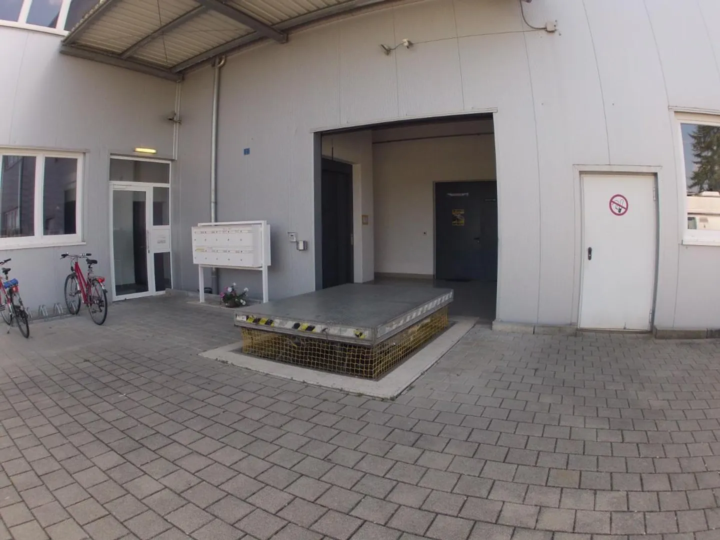 «2 Büroräume + 1 Sitzungszimmer zur Mitbenützung» - Foto 5 von 9