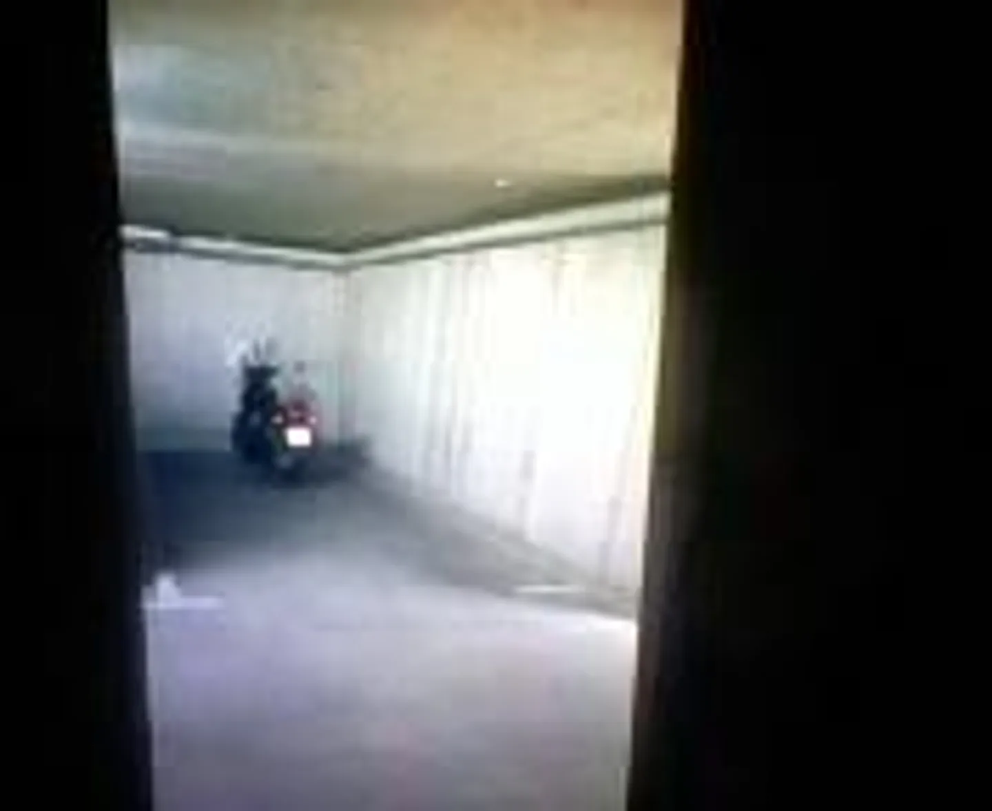 Place de parking souterrain - Photo 1 sur 1