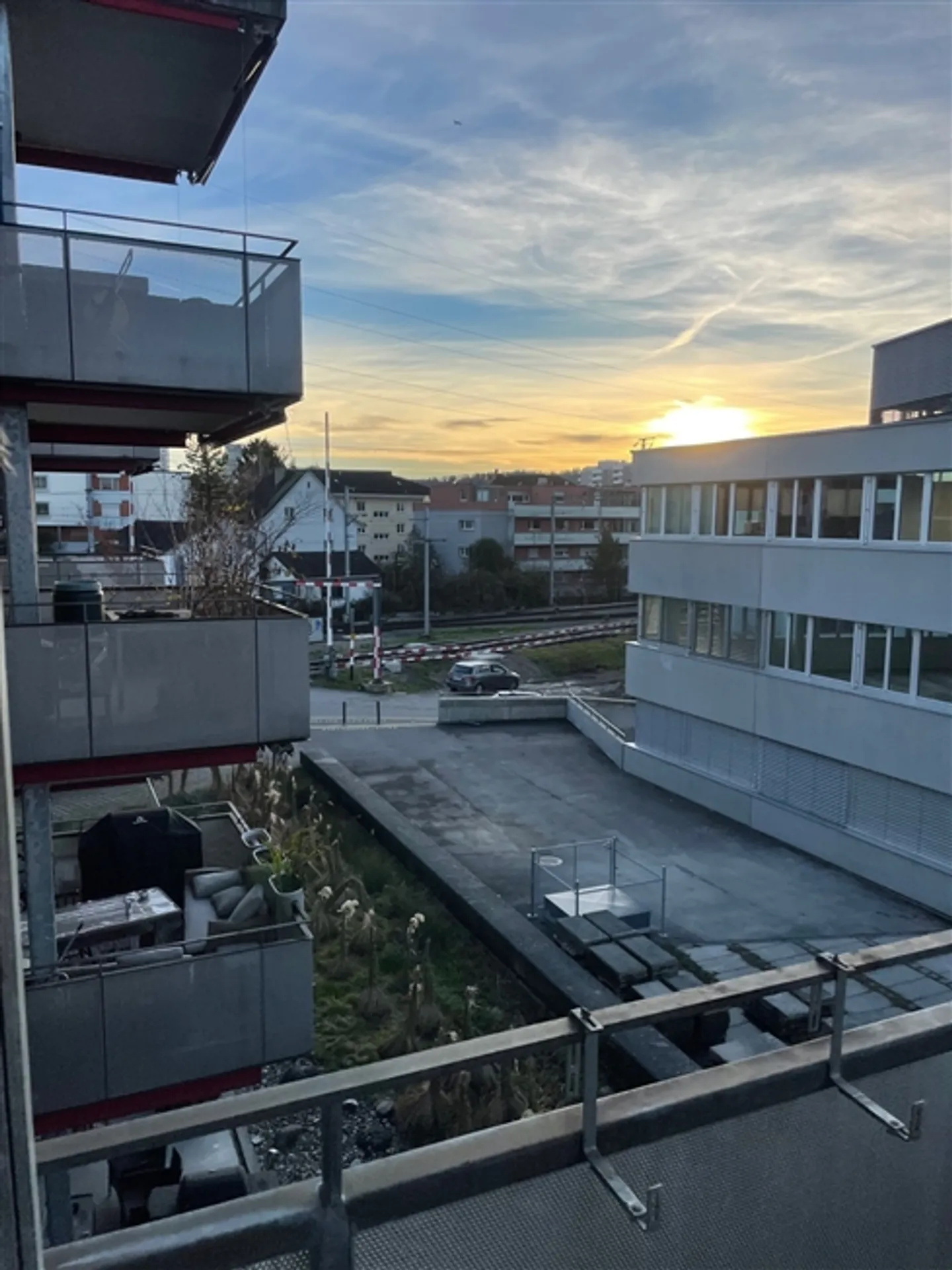 3 ZI-WOHNUNG IN ZÜRICH - KREIS 11 SEEBACH, MÖBLIERT, TEMPORÄR - Foto 8 von 8