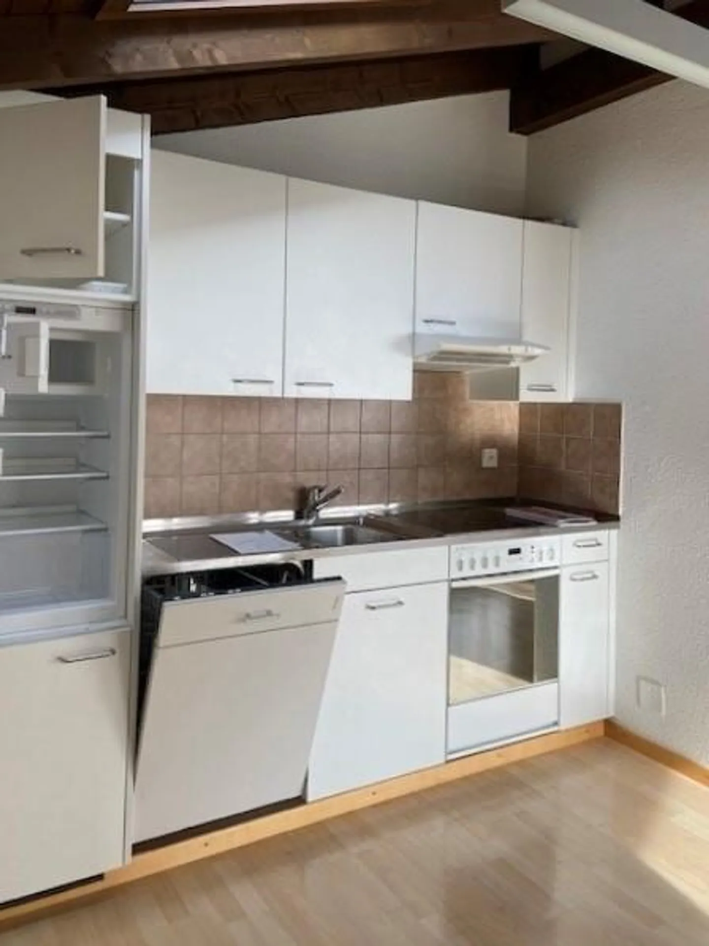Helle 2-Zimmer Loft in Unterägeri - Foto 5 von 10