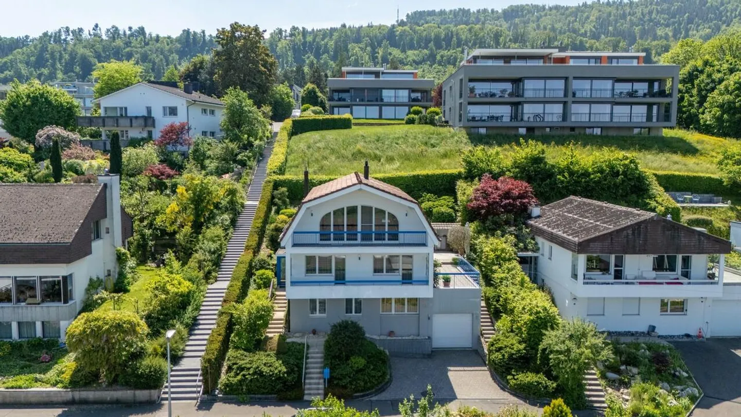 Ampia casa unifamiliare di 5,5 stanze con vista fantastica - Foto 20 di 21