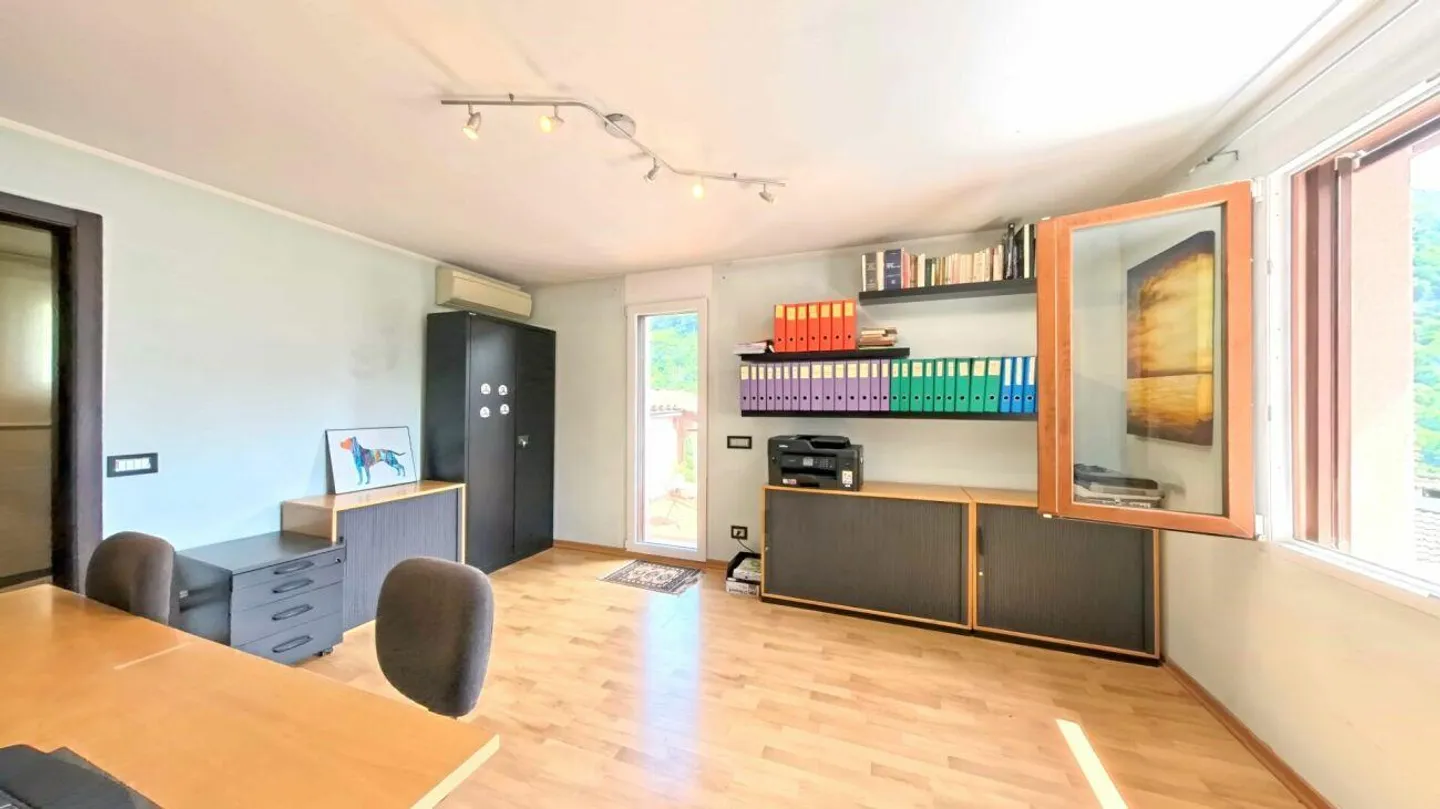 Oasi familiare con vista lago - Foto 9 di 15