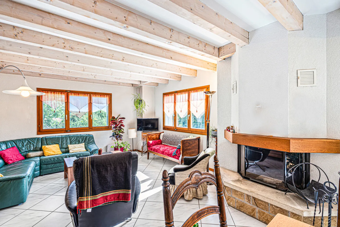 Gemütliches Familienhaus mit Terrasse und großem Garten - Foto 4 von 11