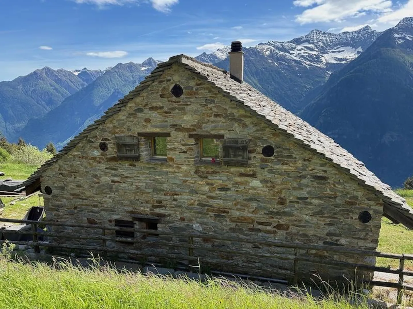 Beautiful Mountain House in Leventina, Ticino - Photo 3 of 23