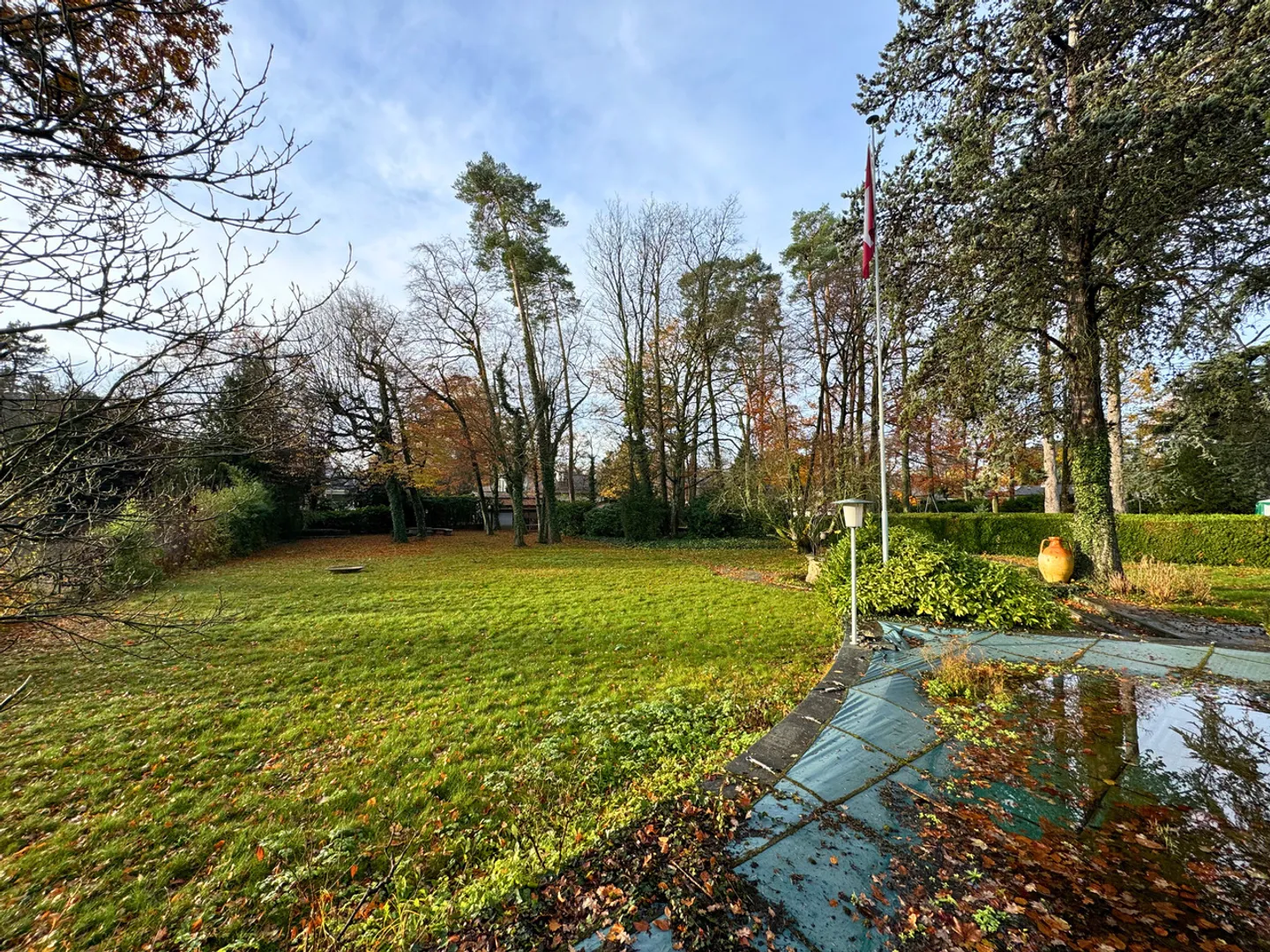 Building Plot in Malagnou - Photo 1 of 1