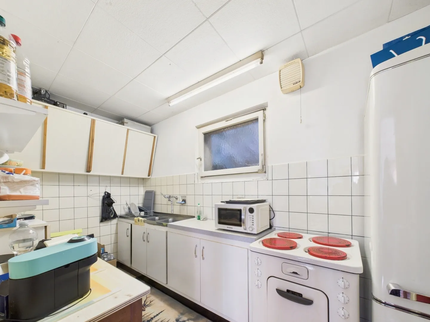 Charmantes 4.5-Zimmer-Einfamilienhaus inmitten von Grün in Aranno - Foto 11 von 13