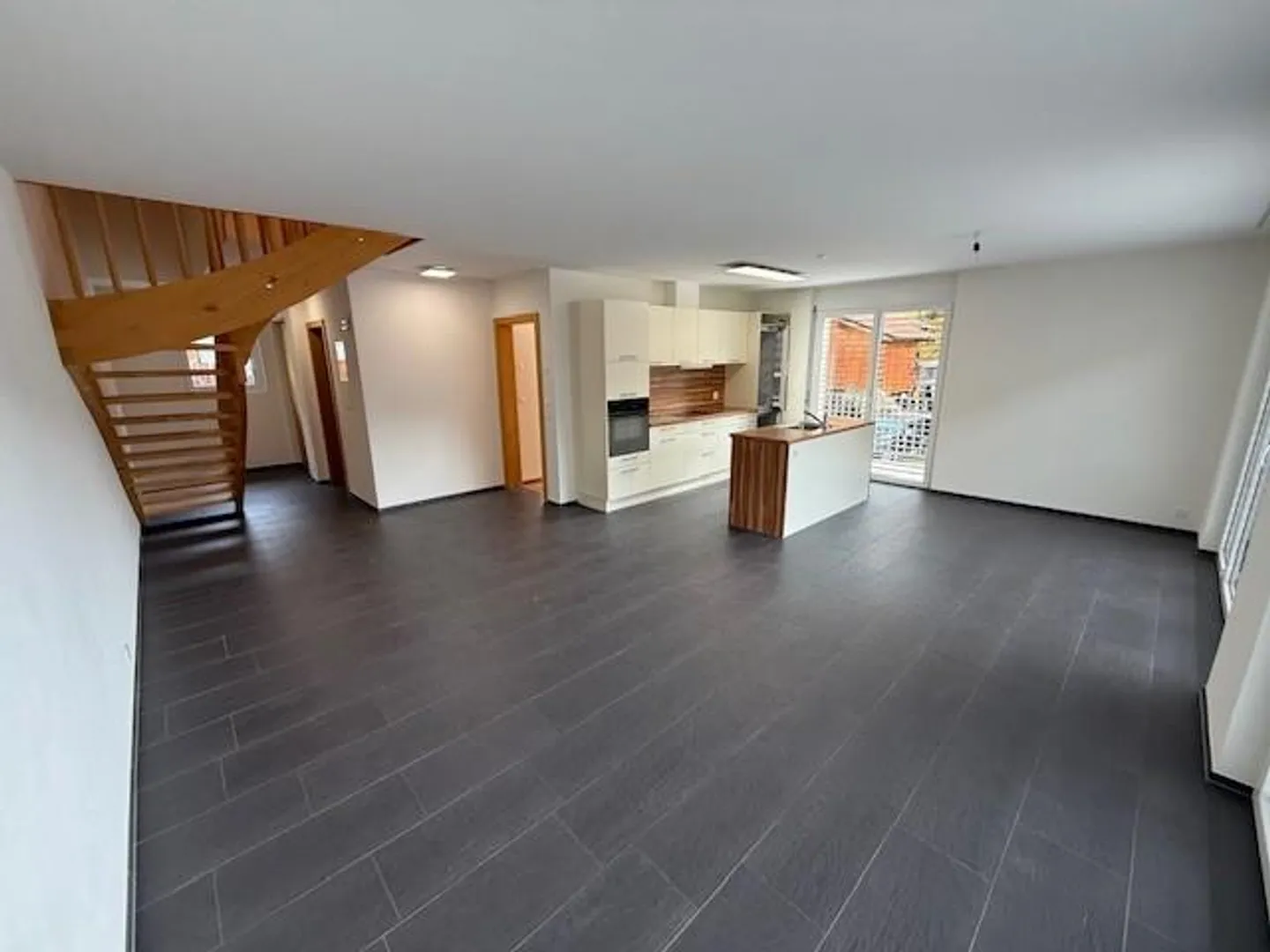 Charmante appartement duplex de 5 pièces - Photo 1 sur 9