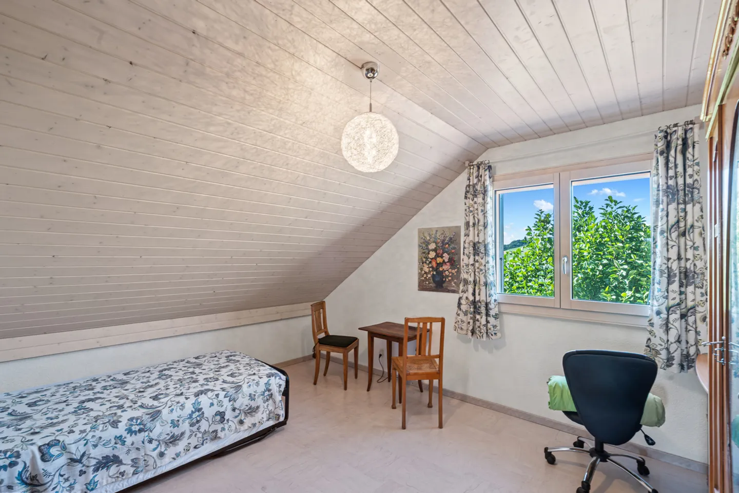 Gemütliches Familienhaus mit Terrasse und großem Garten - Foto 8 von 11