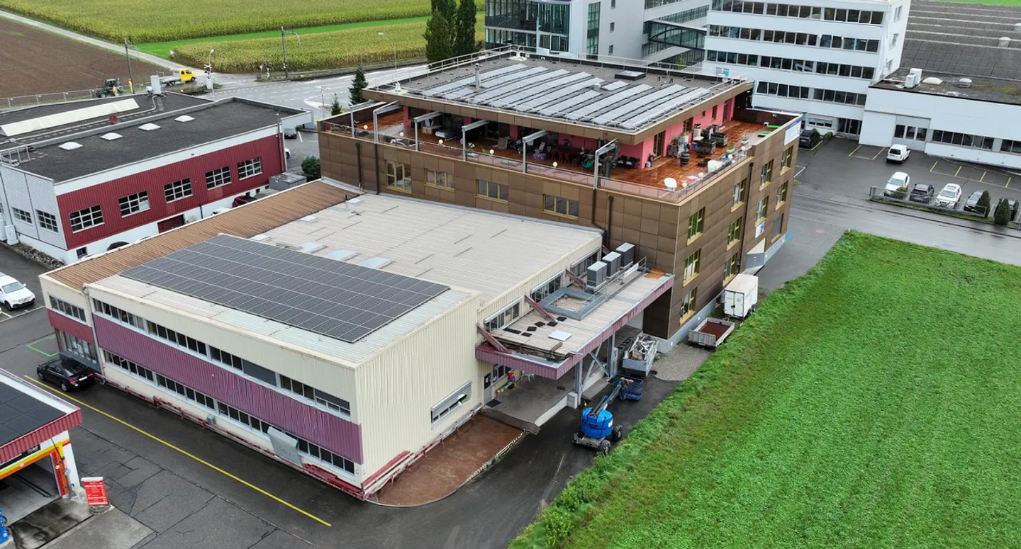 Spazi per uffici e commerciali individuali attraenti nel complesso commerciale 's10ni' a Seon - ora in affitto! - Foto 3 di 6