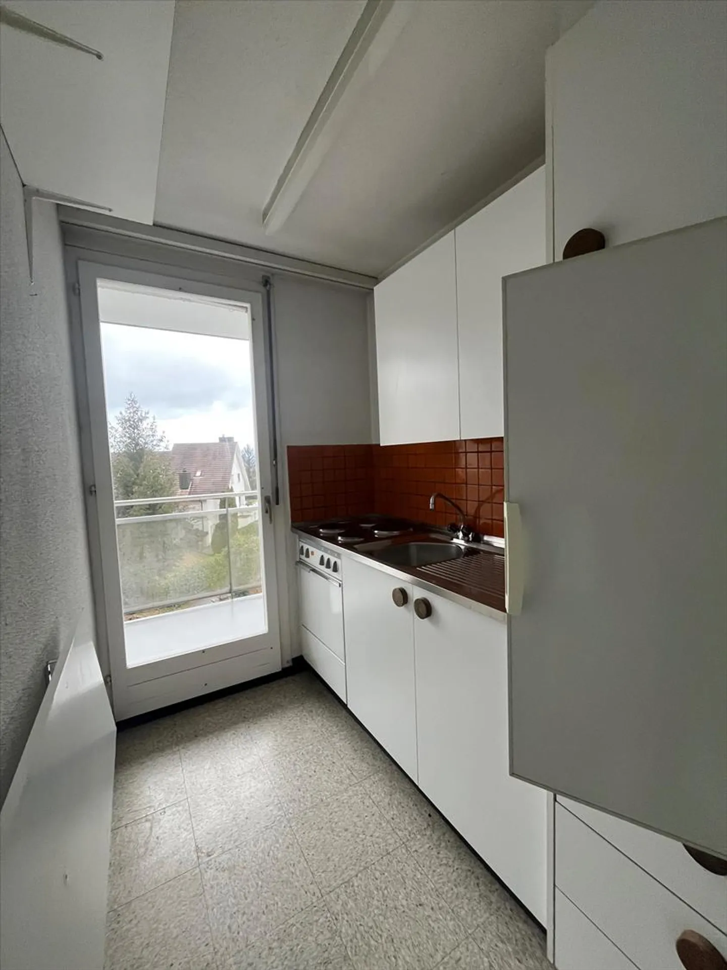 Appartamenti studio in affitto in Dorfstrasse 68 a 8126 Zumikon - Foto 2 di 4