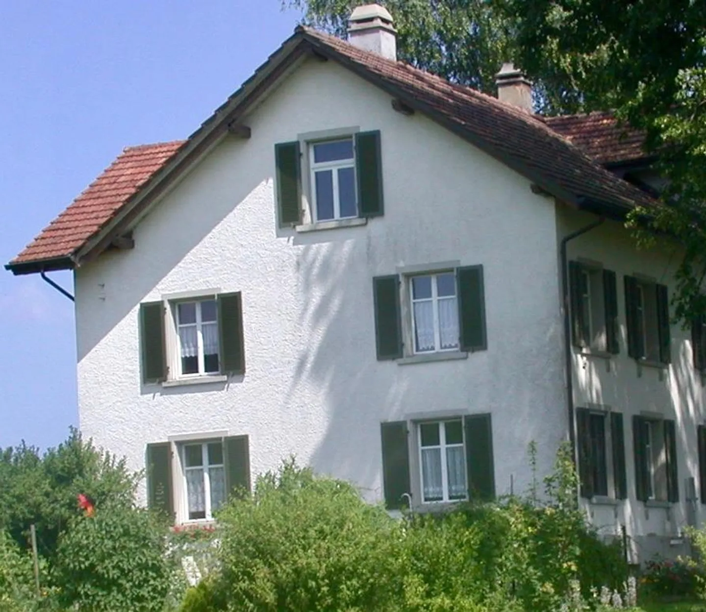 4-room house section of a former farmhouse outside the village - Photo 1 of 1