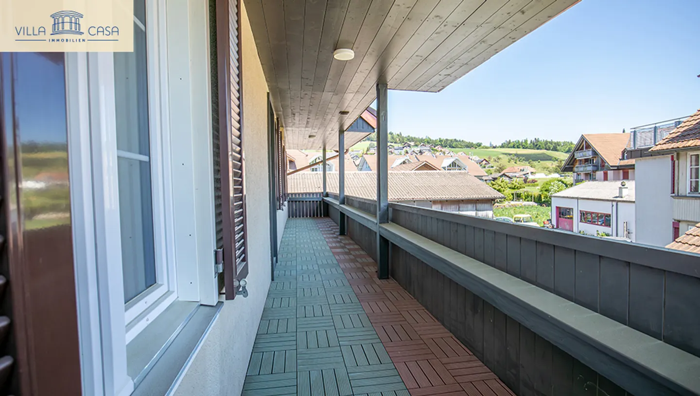 Modern 4-Room Apartment in Seftigen - Photo 12 of 14