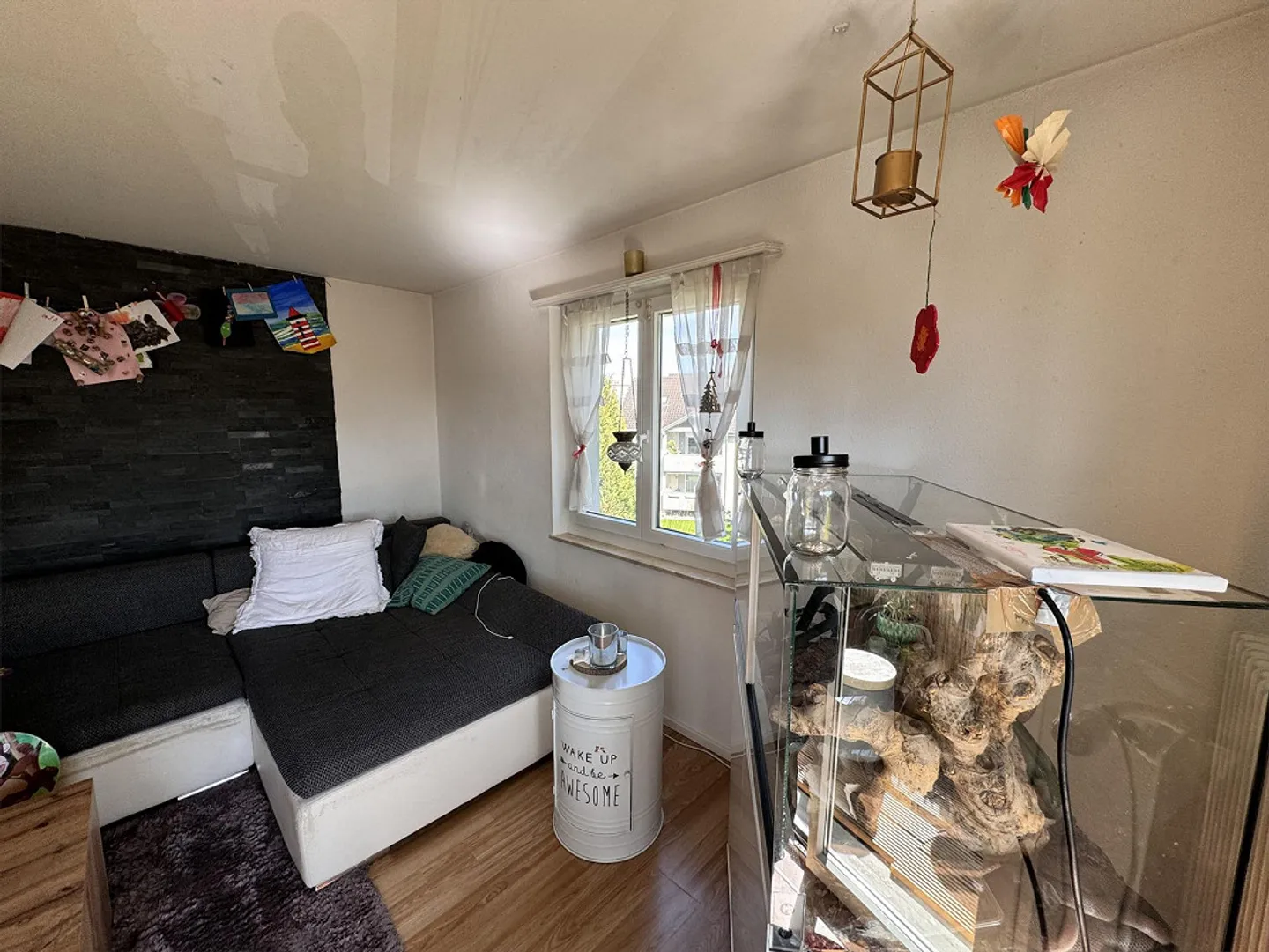 Central location, bright 3.5 room apartment - Photo 5 of 12