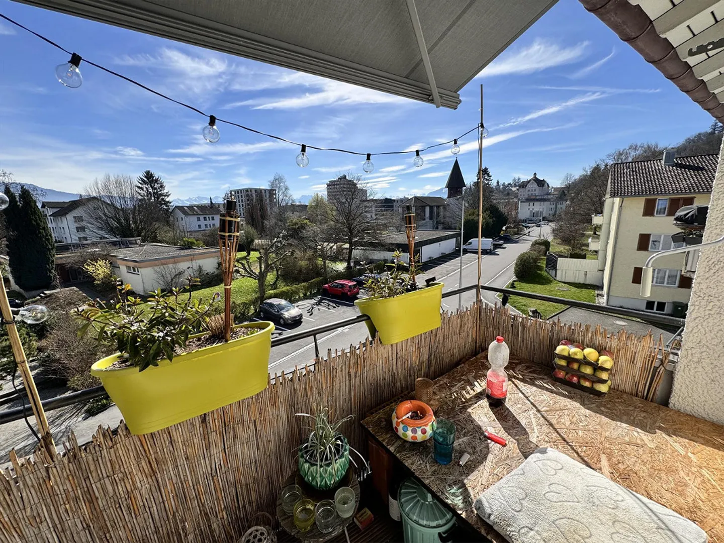 Central location, bright 3.5 room apartment - Photo 3 of 12