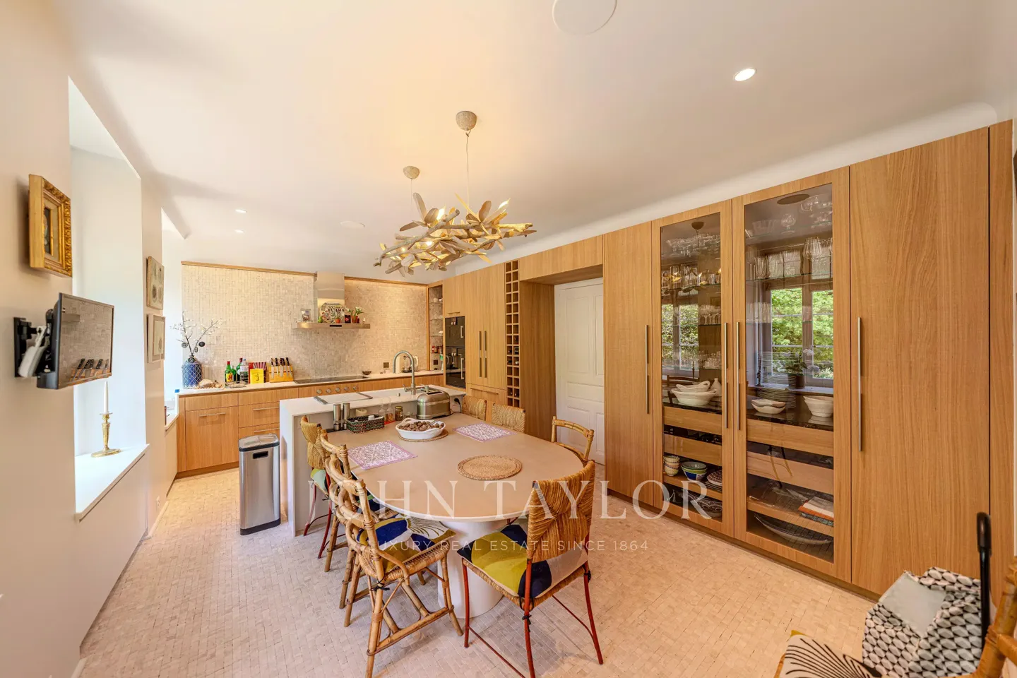 Appartamento di Lusso con Vista Lago - Foto 4 di 13