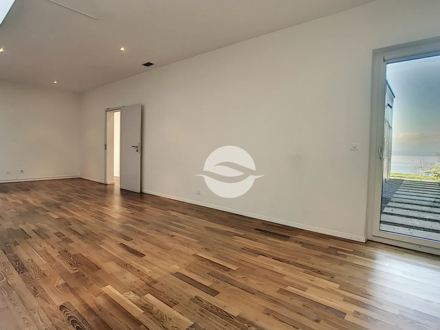 Appartamento contemporaneo a lago - Foto 10 di 14