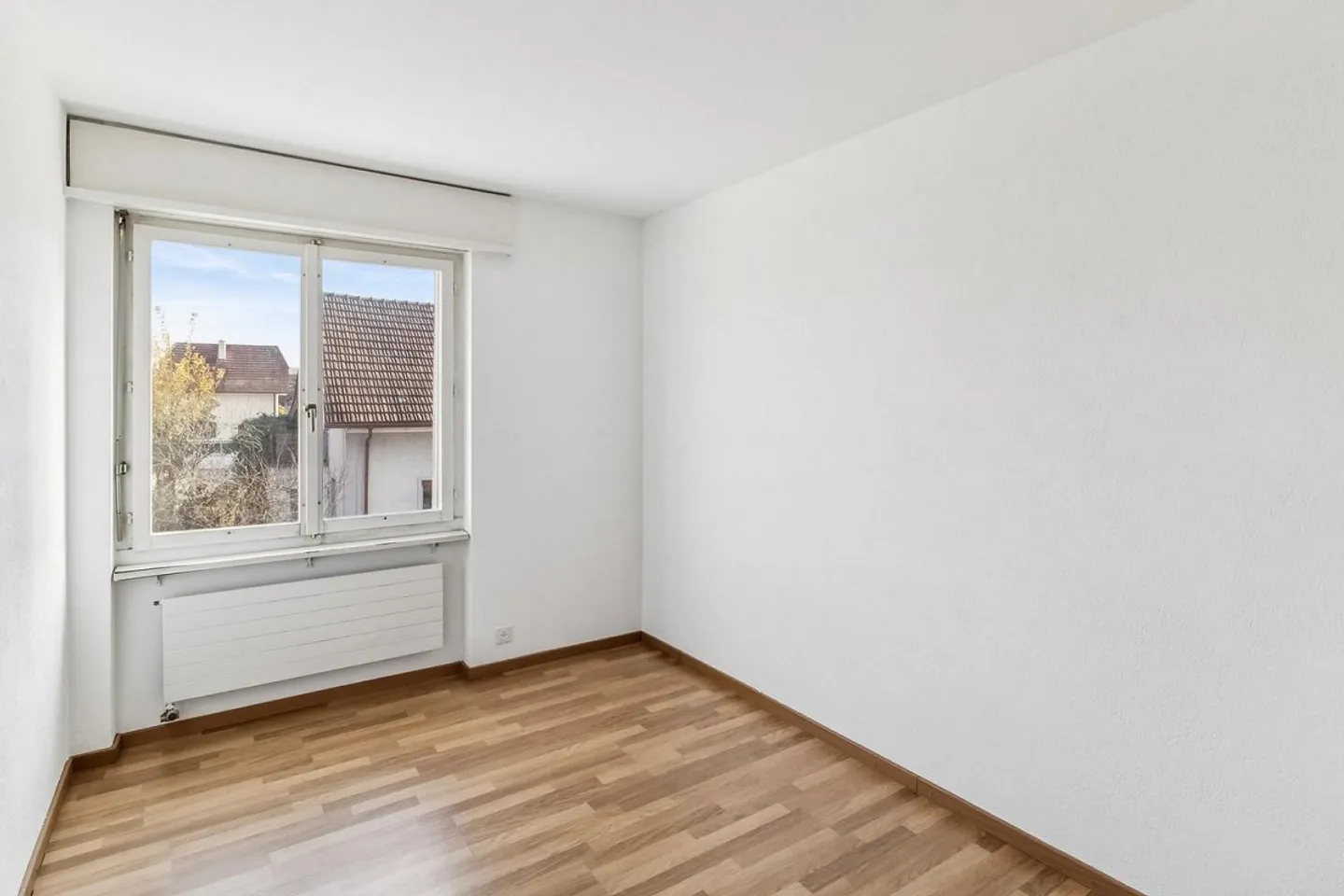 Moderne 3.5-Zimmerwohnung - Foto 2 von 10