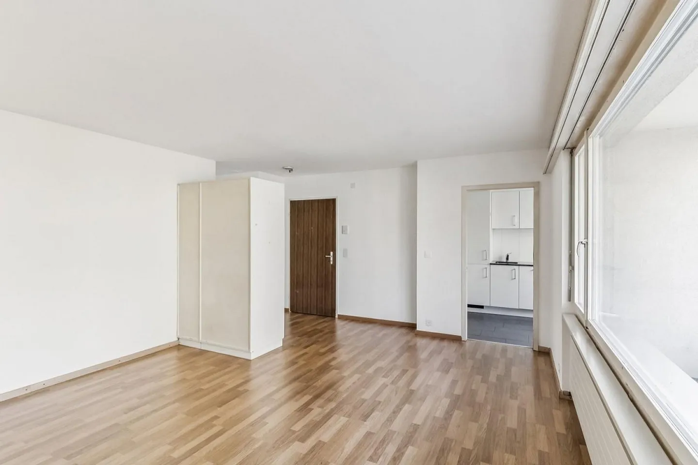 Moderne 3.5-Zimmerwohnung - Foto 4 von 10