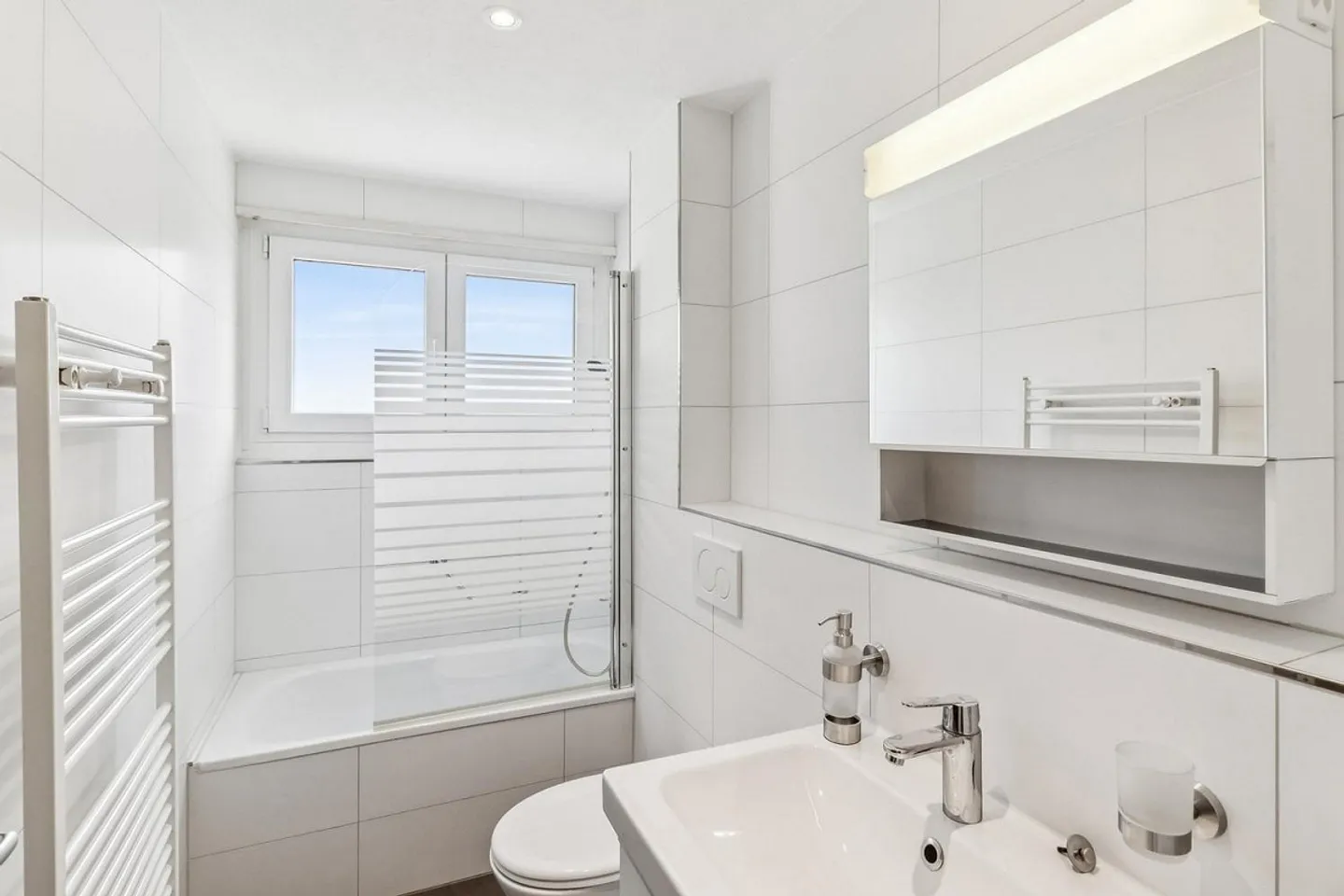 Moderne 3.5-Zimmerwohnung - Foto 8 von 10