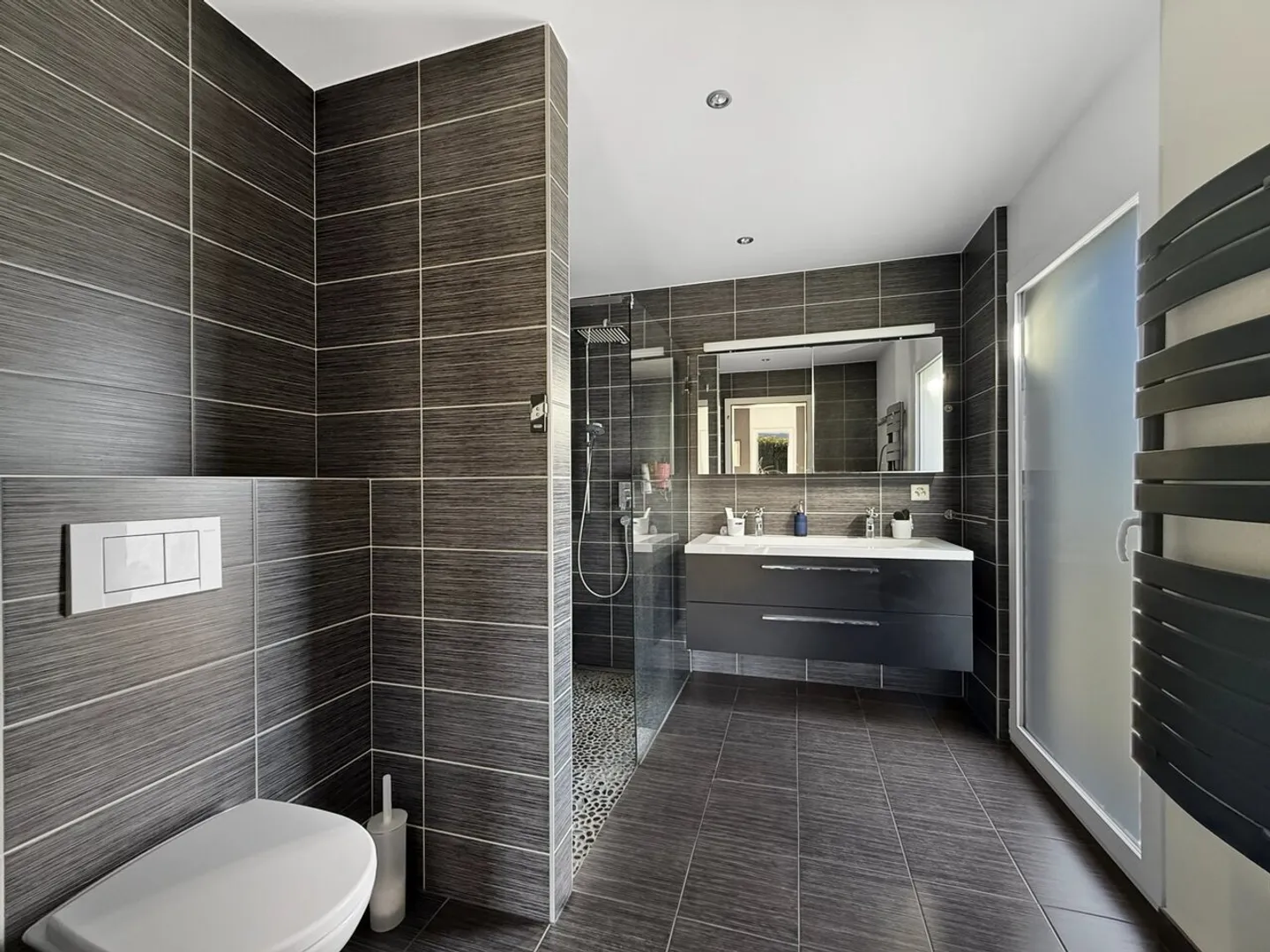 Villa contemporanea con piscina a Fully! - Foto 13 di 13