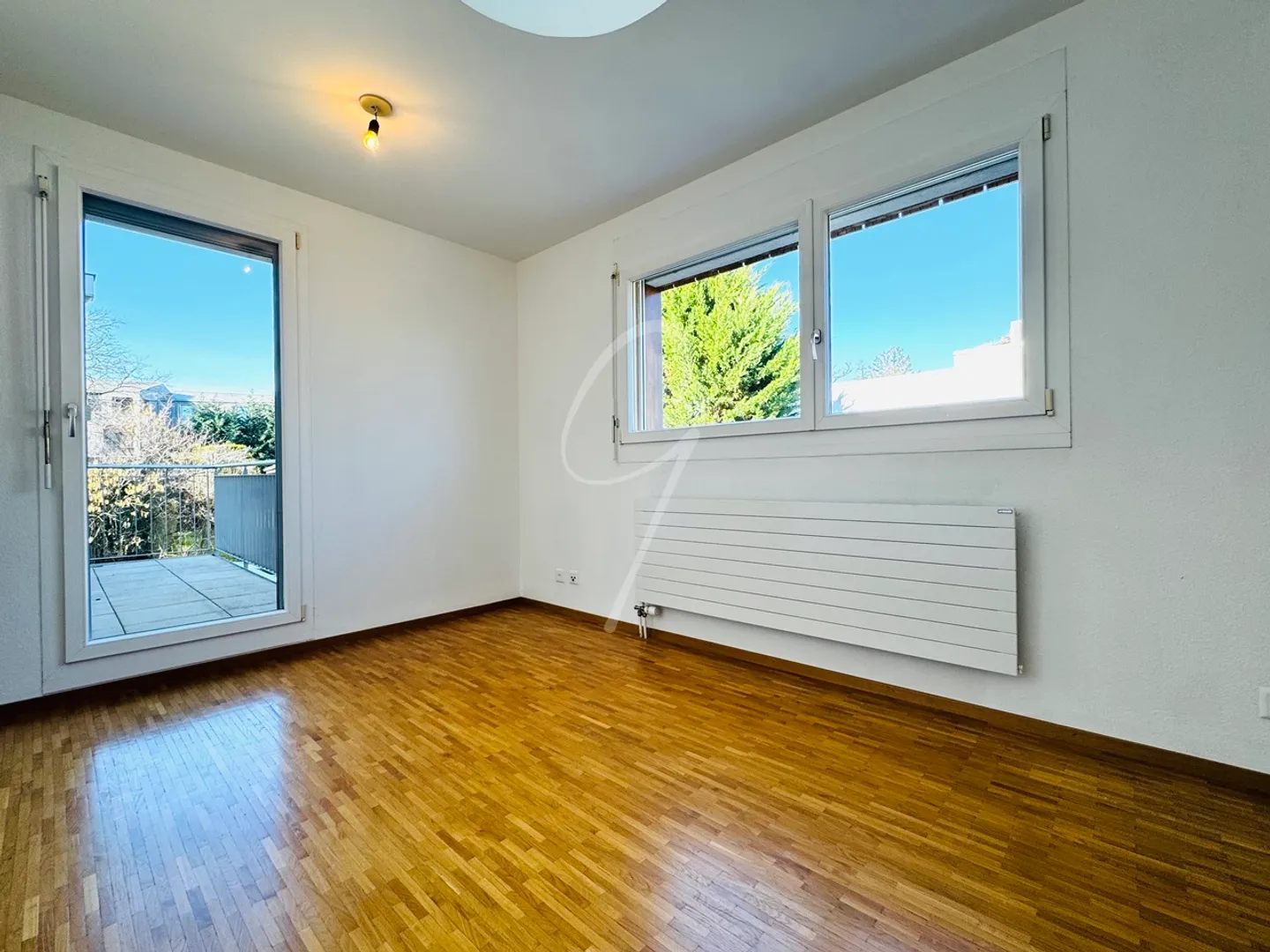 Casa doppia in un contesto privato a Ginevra - Foto 7 di 10