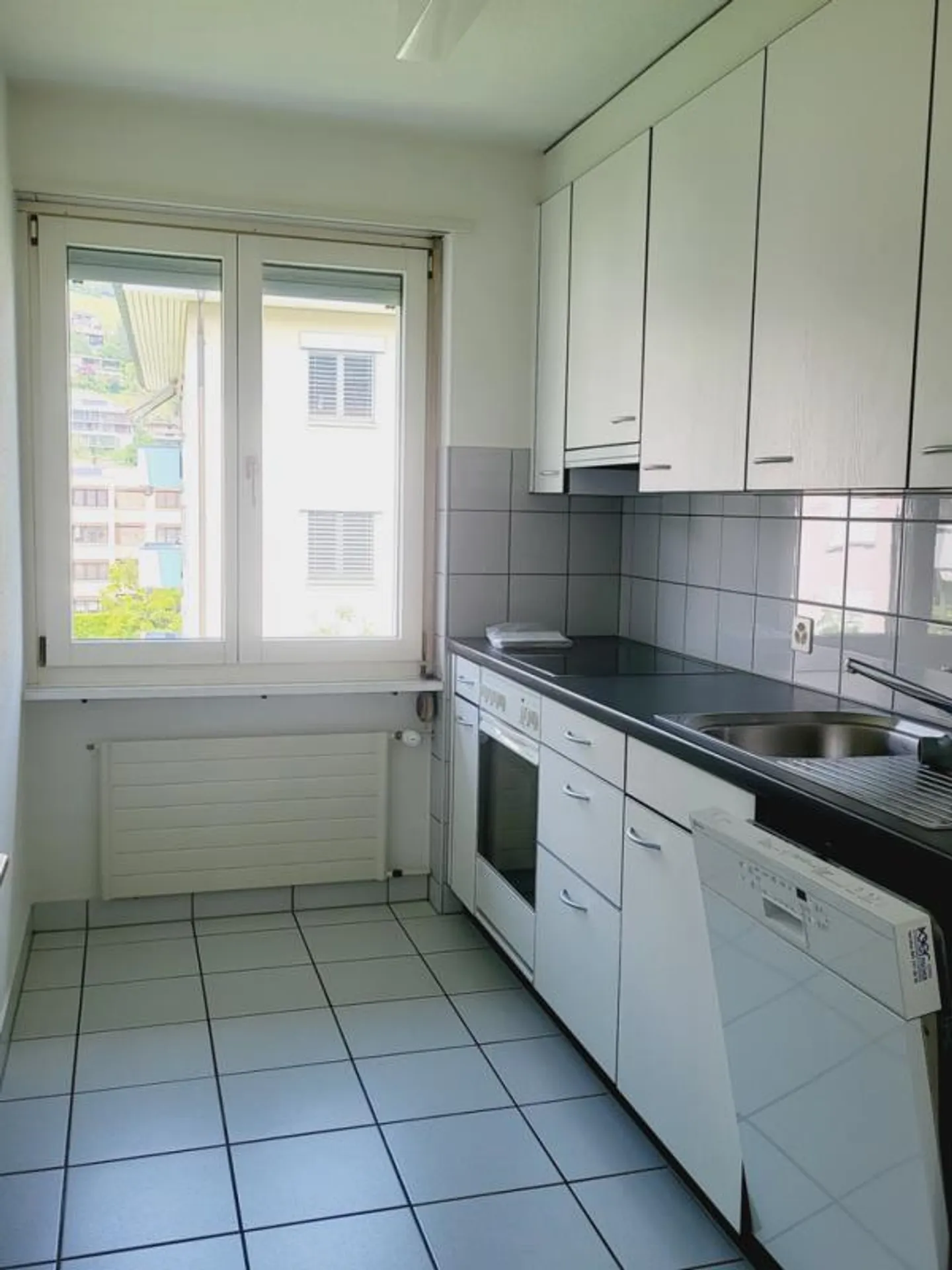 Central, Quiet Apartment Close to Nature - Photo 3 of 9
