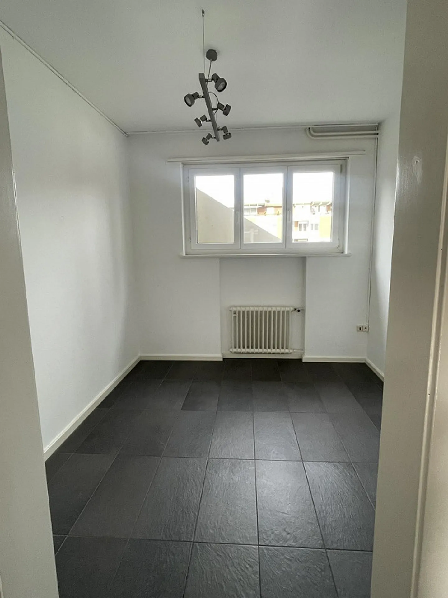 Retail or commercial space in a central location in Widnau for rent - Photo 8 of 9