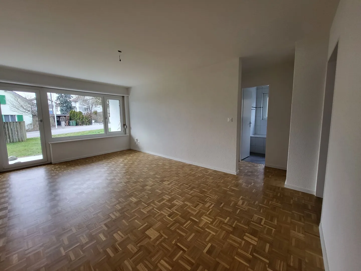 Un petit rêve dans 2 pièces cherche un nouveau locataire à Untersiggenthal - Photo 3 sur 8