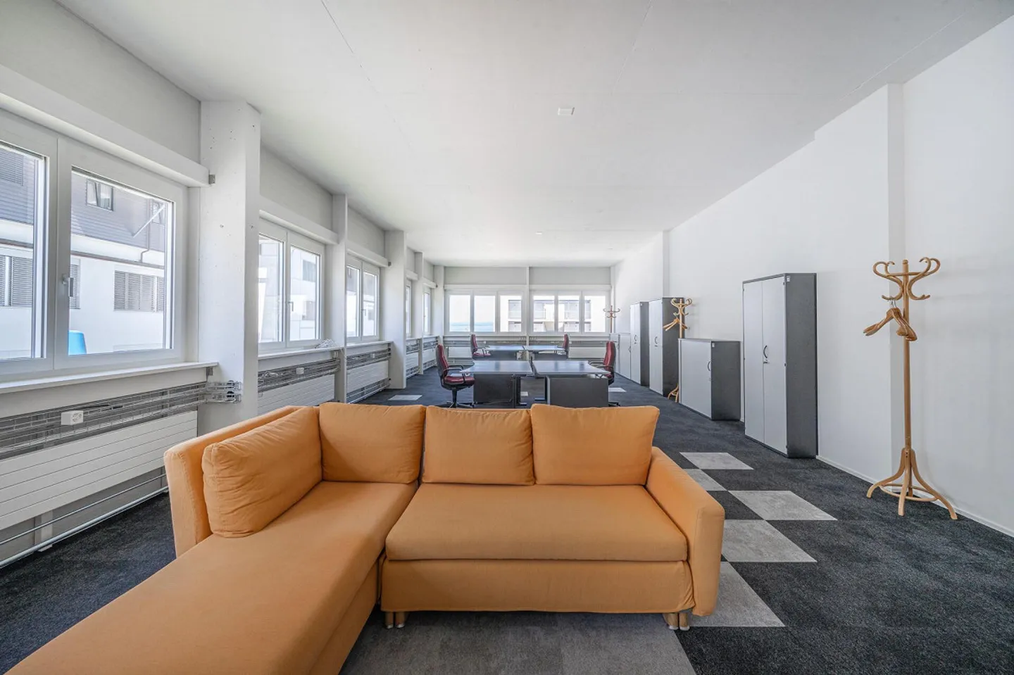 Un emplacement qui inspire - avec le meilleur avantage de départ de l'année. - Photo 2 sur 7