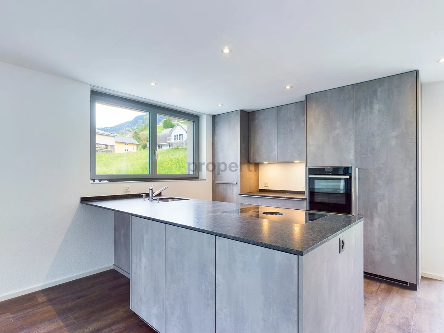 Vivere in esclusiva con una vista mozzafiato sul Lago Walen e Chur... - Foto 7 di 13