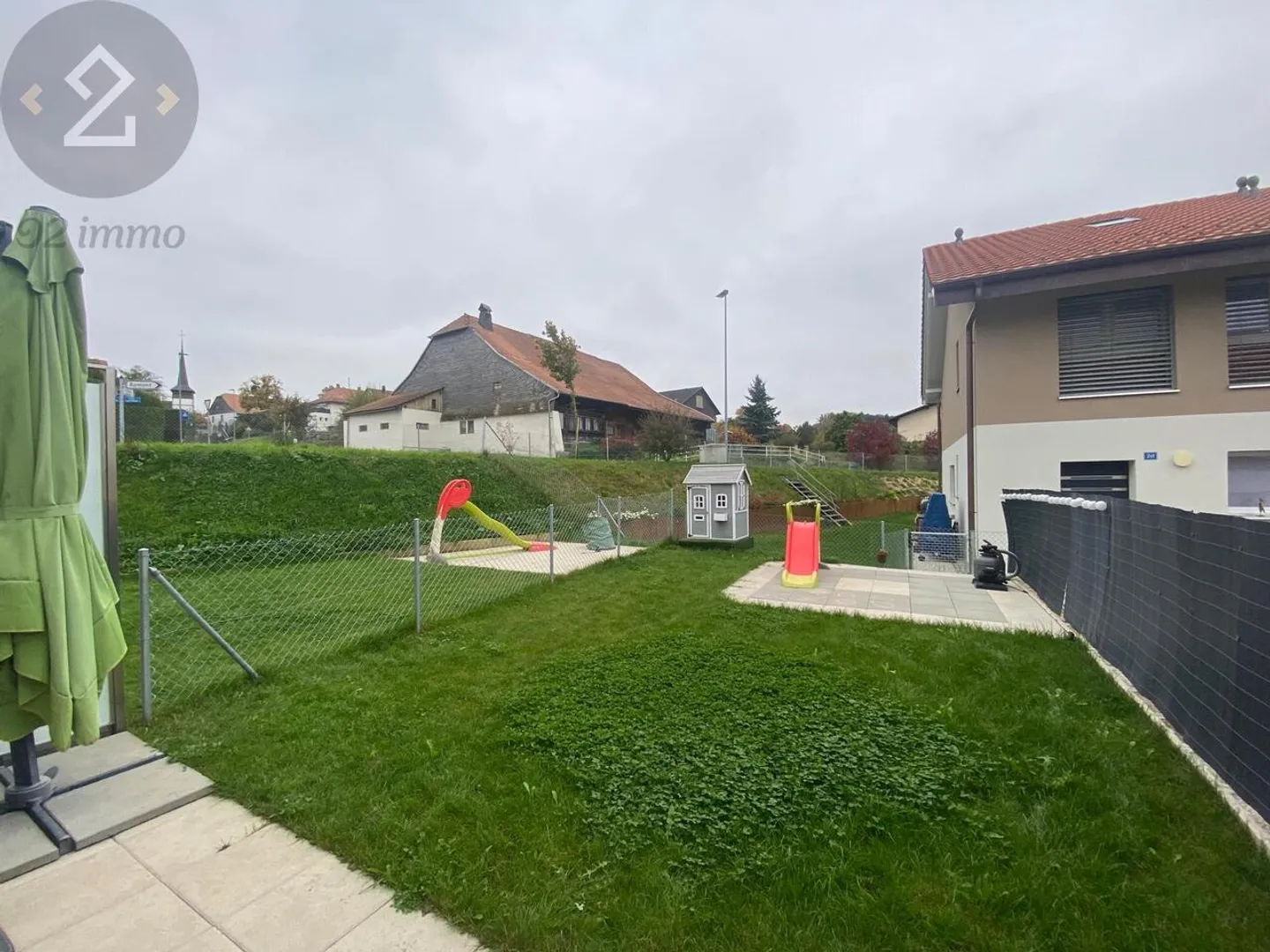 Villa jumelée 5,5 pièces à 5 min de Romont - Photo 2 sur 12