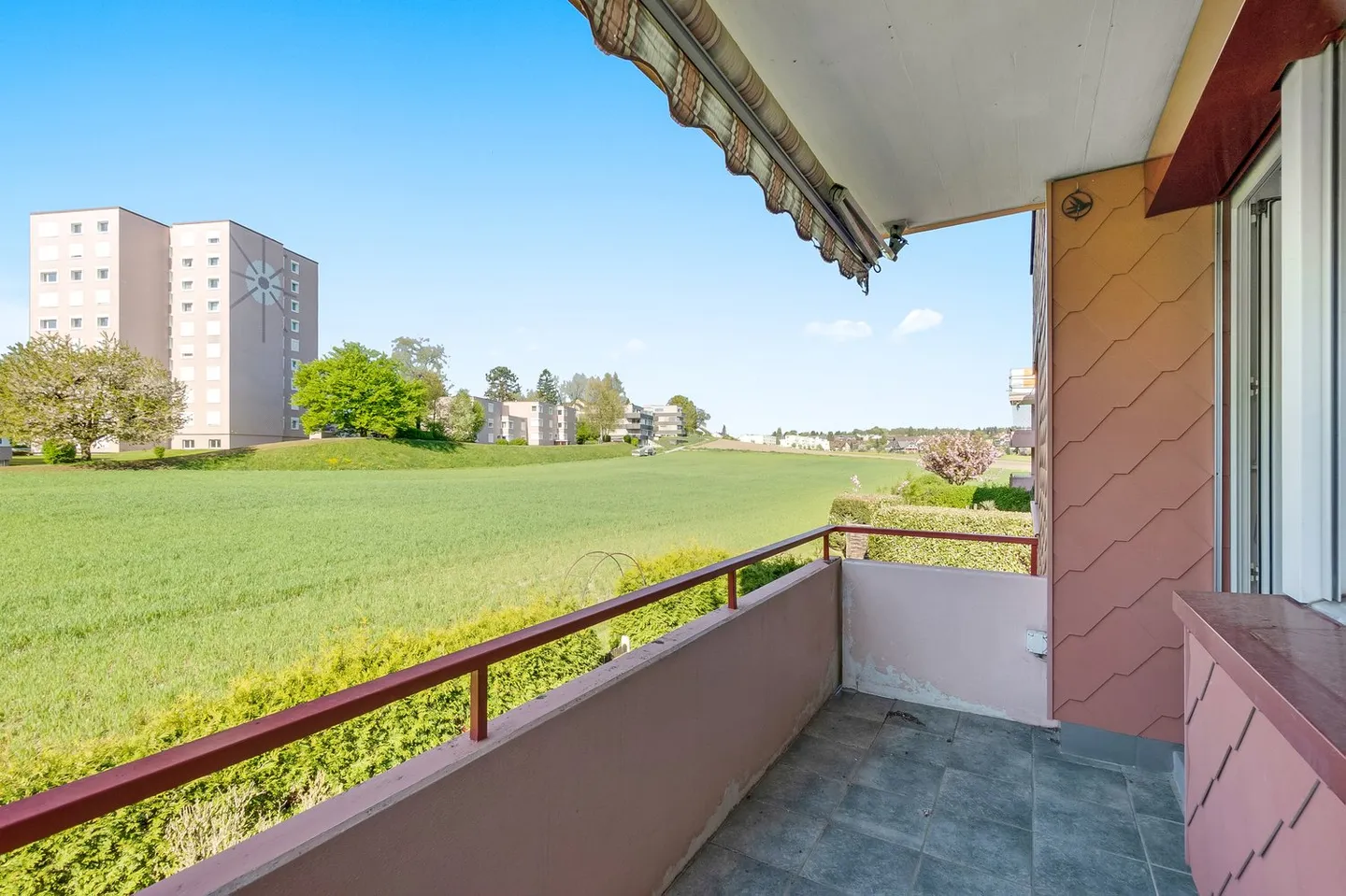 Helle 4.5-Zimmer Wohnung mit Blick ins Grüne - Photo 6 of 11