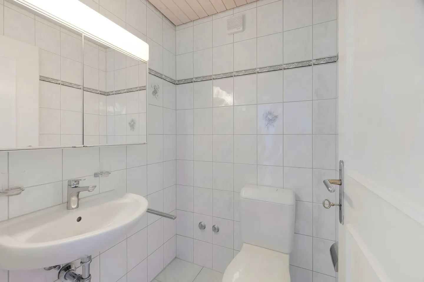 Helle 4.5-Zimmer Wohnung mit Blick ins Grüne - Photo 9 of 11