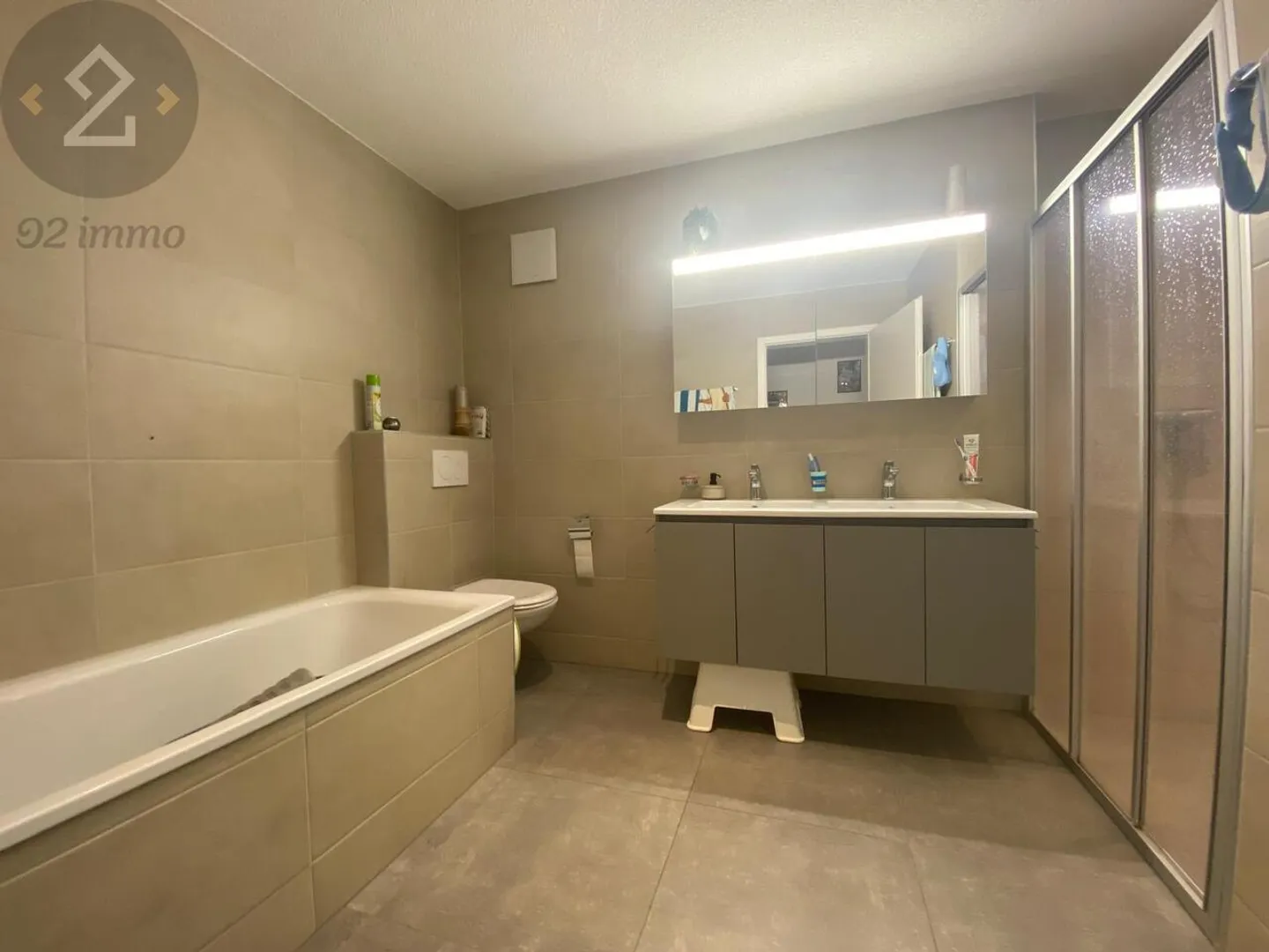 Villa jumelée 5,5 pièces à 5 min de Romont - Photo 12 sur 12
