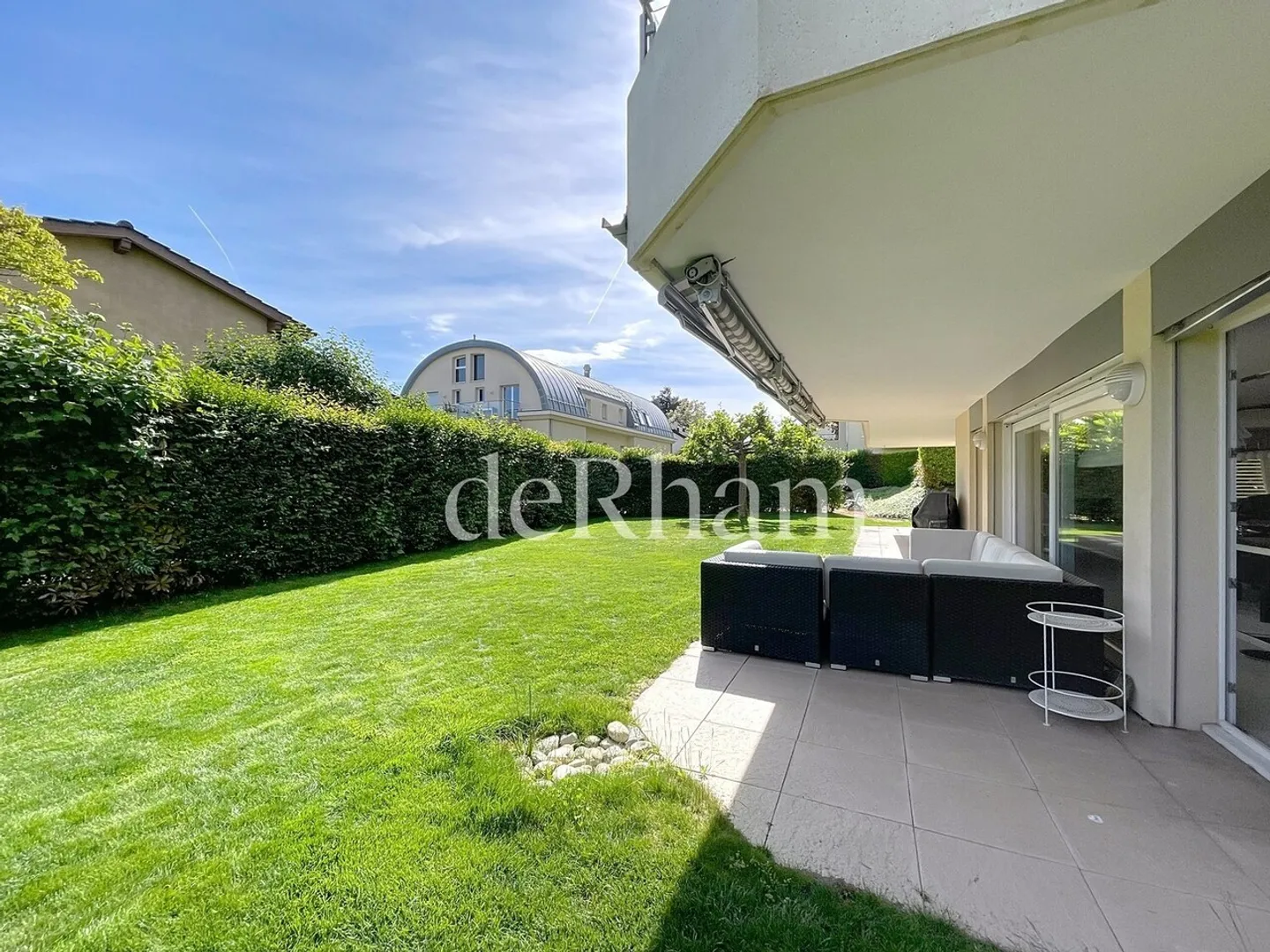 Spazioso appartamento di 5.5 locali con terrazzo e giardino privato - Foto 1 di 10