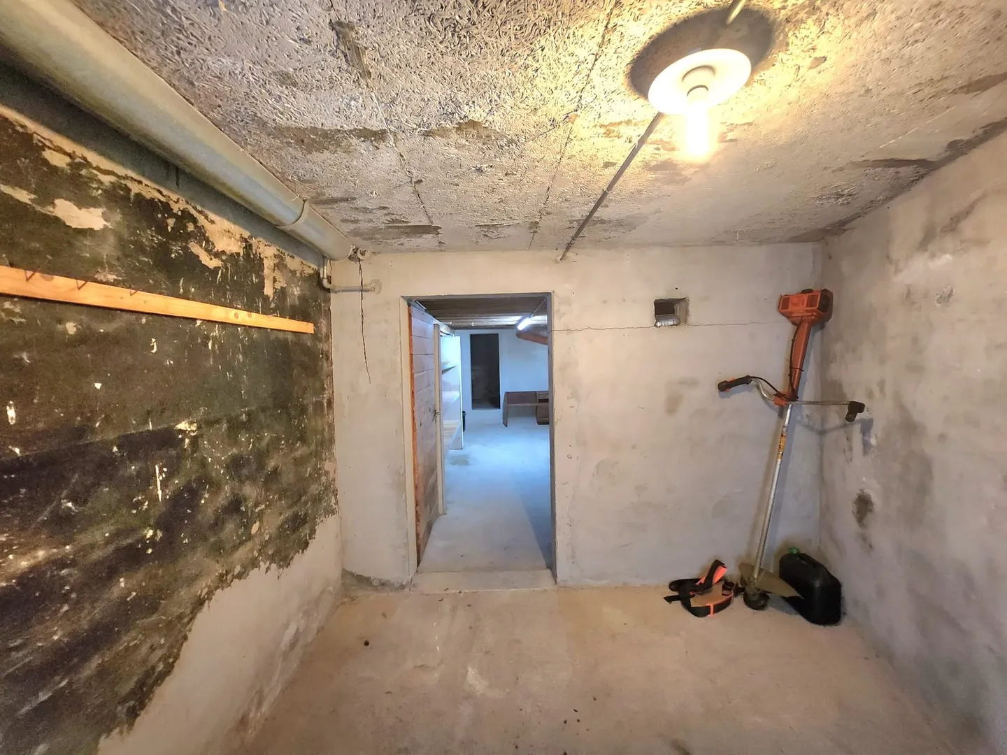 Réservé : Maison avec un grand potentiel de rénovation et vue panoramique à Trogne (St-Martin) - Photo 14 sur 21