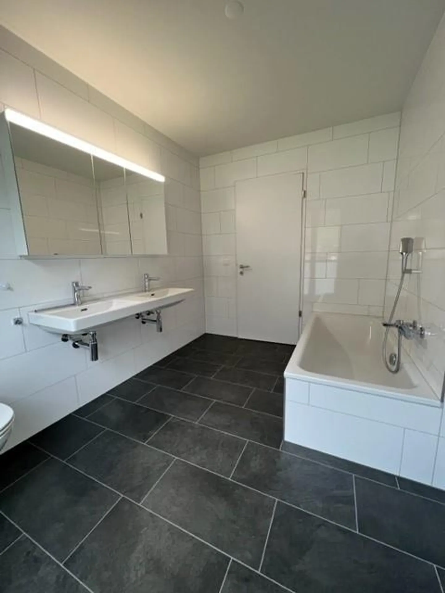 Stilvolle 4.5 Zimmerwohnung - Foto 6 von 9