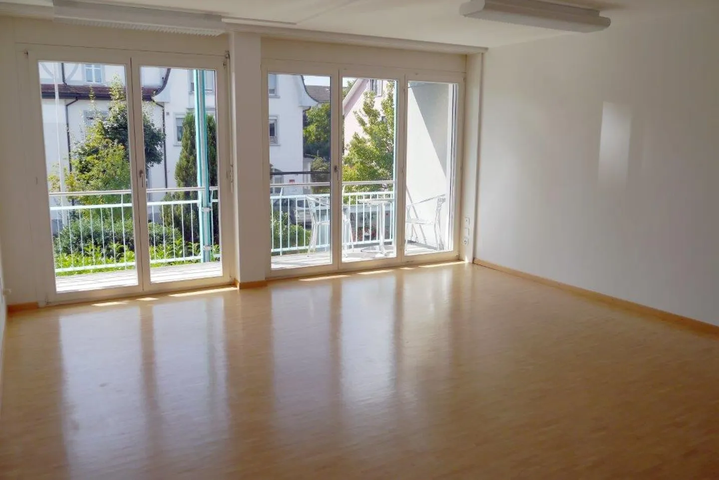 Single- / commuter apartment near train station - Photo 6 of 11