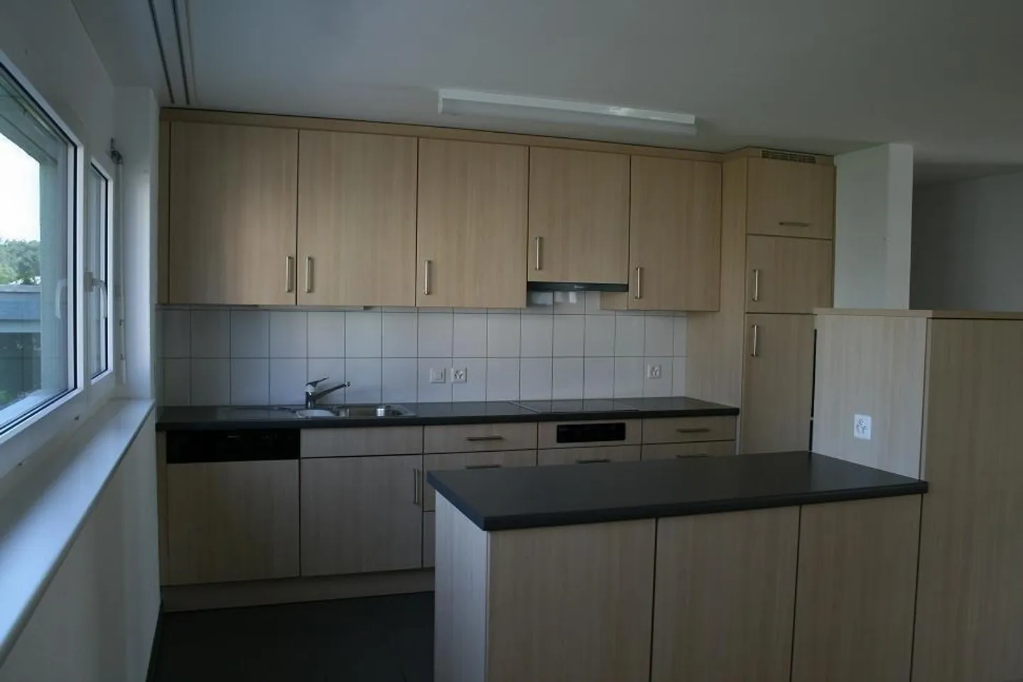 Zona residenziale tranquilla al confine con spazi verdi - Foto 2 di 5