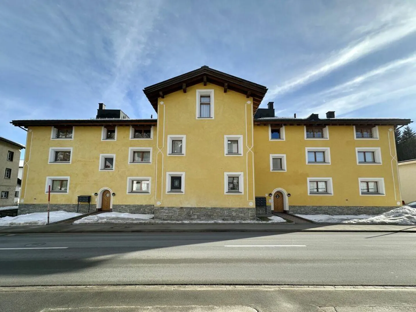 Grosszügige 3.5 Zimmerwohnung im Herzen Malojas - Foto 1 von 9