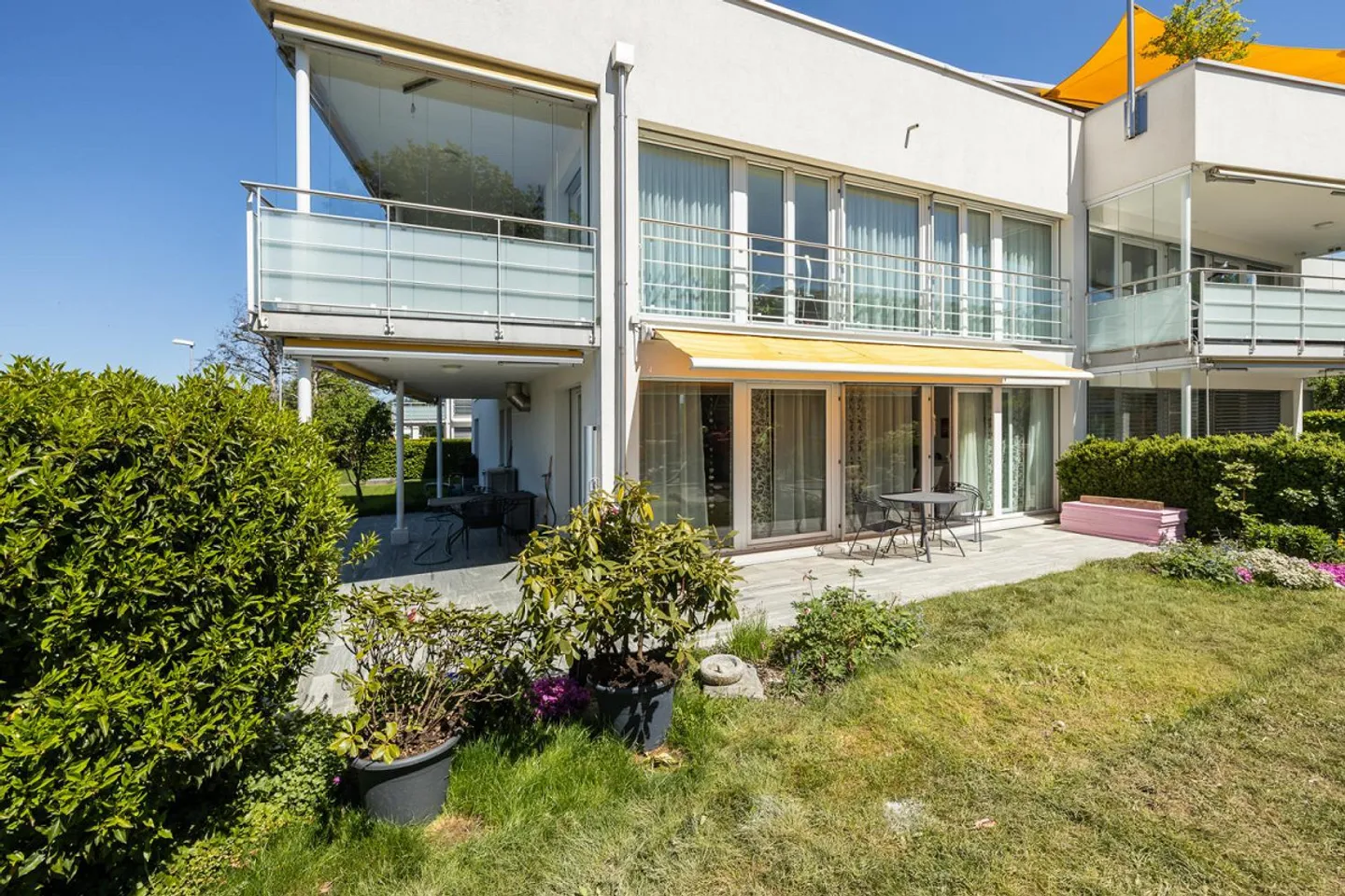 Appartement de jardin moderne dans un emplacement ensoleillé - Photo 2 sur 12