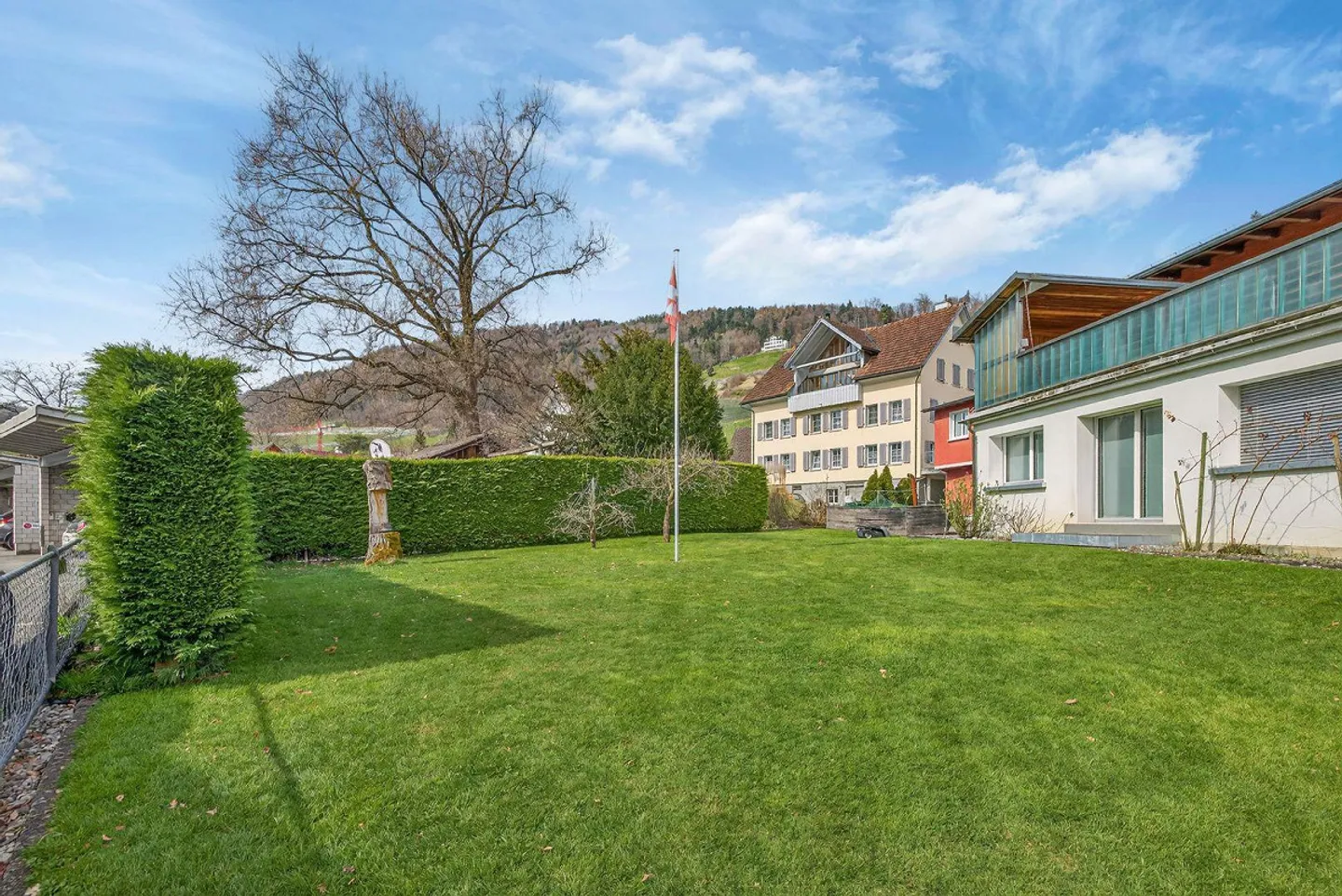 Vielseitiges Zuhause mit Ausbaupotenzial - Foto 10 von 13
