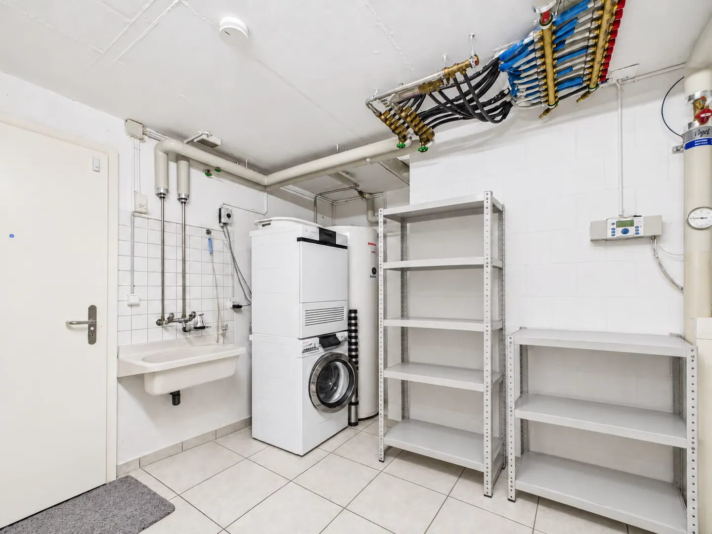 Maison de ville spacieuse de 5,5 pièces avec piscine chauffée privée - Photo 16 sur 18