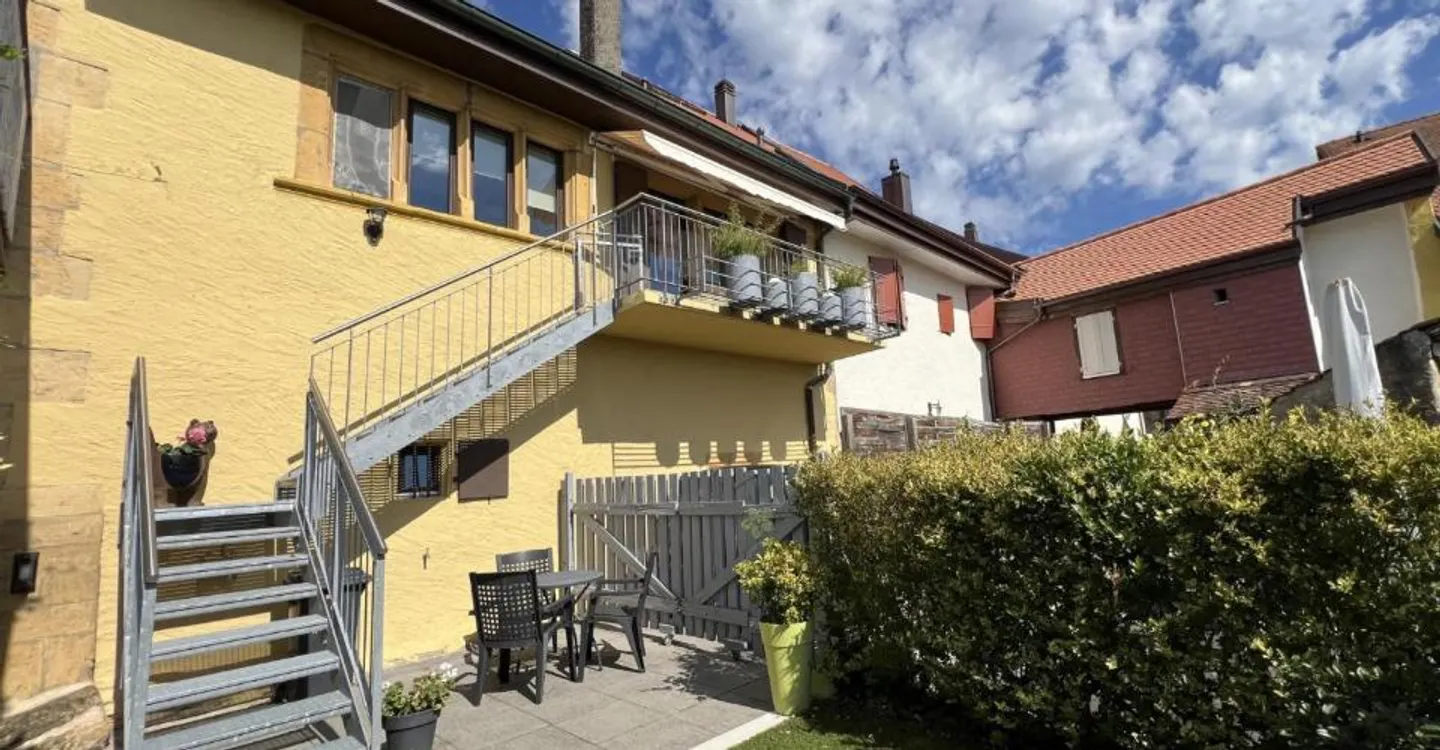 Charming Village House with Garden - Photo 2 of 11
