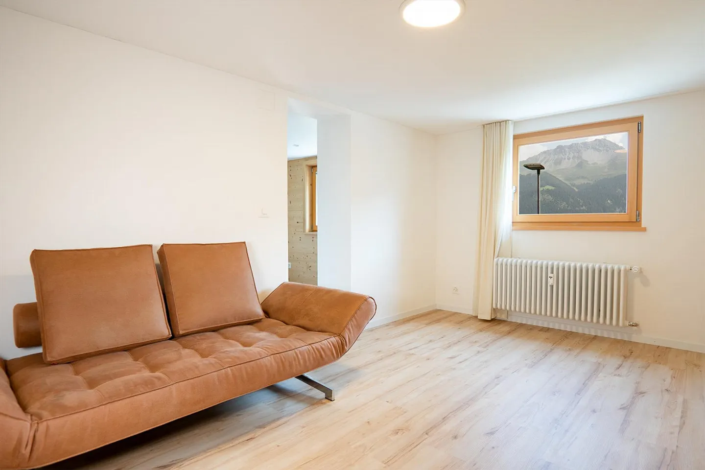 Bright 3.5-Room Apartment - Photo 7 of 13
