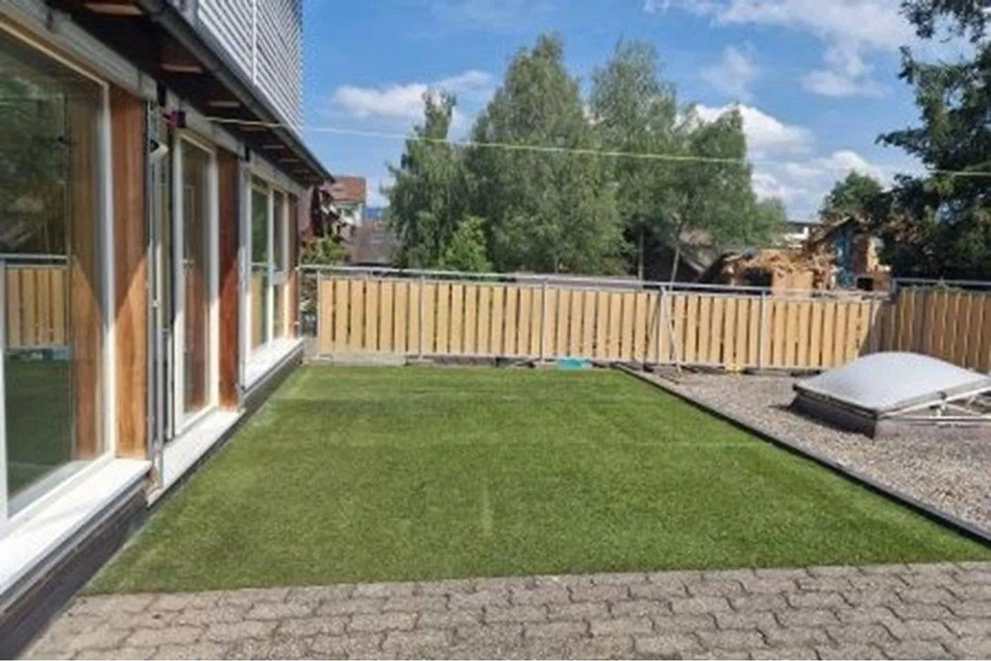 Appartement spacieux de 3½ pièces avec jardin d'hiver et terrasse de 21 m² - Photo 1 sur 6