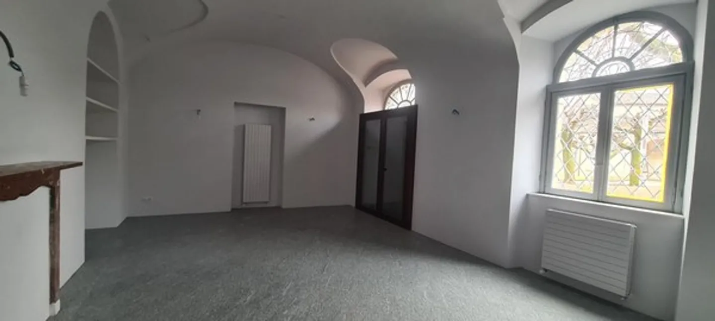 We rent studio - Photo 2 of 3