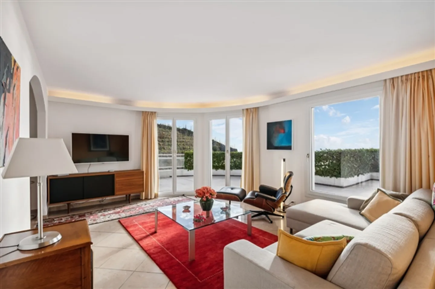 Villa mit Spektakulärem Ausblick - Foto 2 von 10