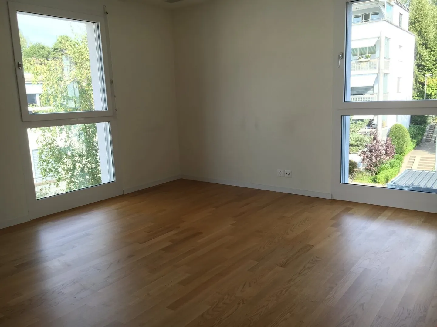 Moderne 3.5-Zimmerwohnung mit Balkon - Foto 5 von 9